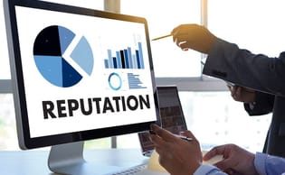 métier d'analyste e-réputation