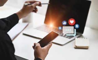 social media strategist