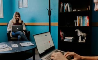 social media manager