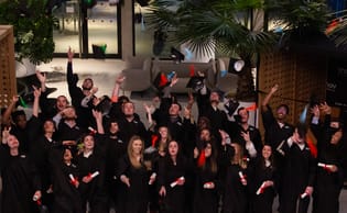 Remise des Diplomes B3 promotion 2022-2023 Montpelier Ynov Campus