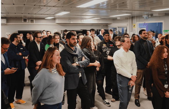 Article inauguration