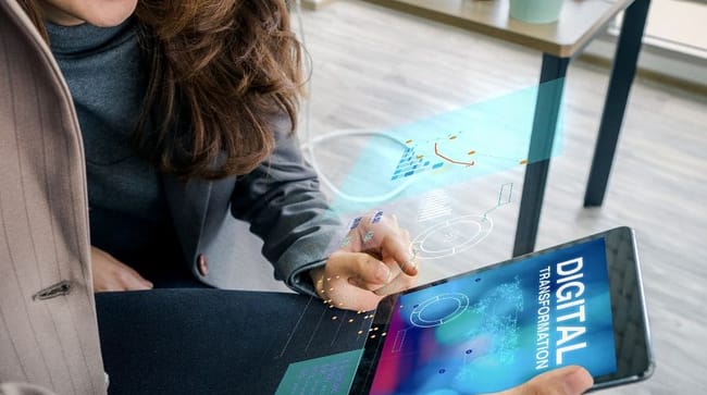 présentation du métier de consultant en communication digitale