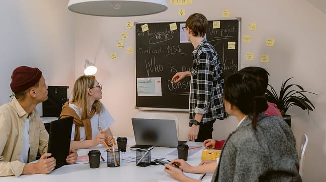 Photo de personnes au travail