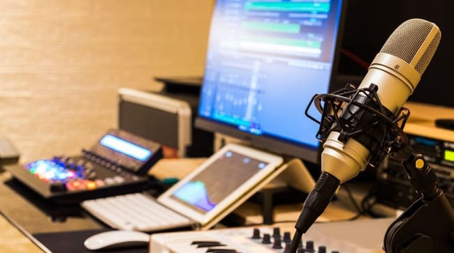 formations pour devenir chargé responsable postproduction