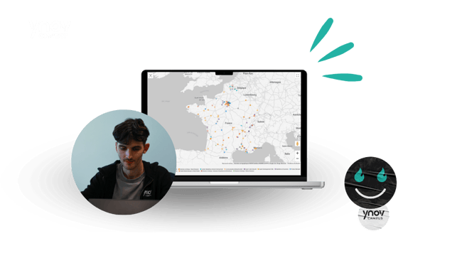 Aperçu de la carte interactive sur un écran d'ordinateur et de Florian qui travail sur son ordinateur
