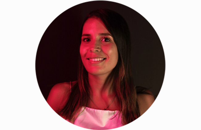 Léa LOBANI, Assistante Relations Entreprises