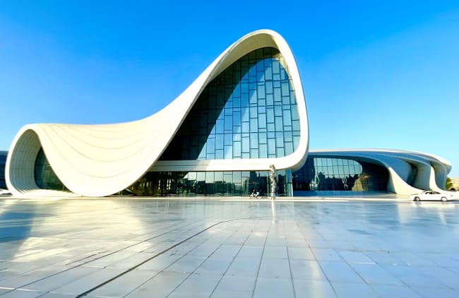 Zaha Hadid - Centre Heydar Aliyev &agrave; Bakou Azerba&iuml;djan.jpeg