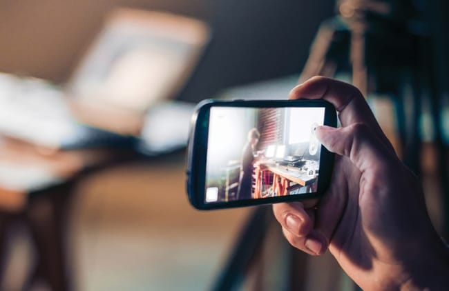 devenir-youtubeur-ynov-ecole-audiovisuel-1030x501