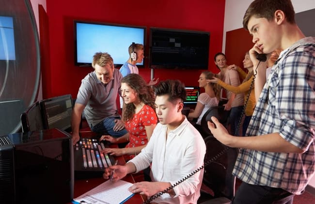 missions d'un charge responsable postproduction