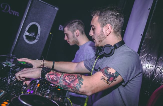 Les missions de r&eacute;gisseur son en spectacle vivant