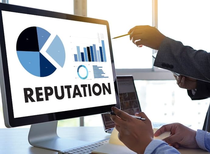 métier d'analyste e-réputation
