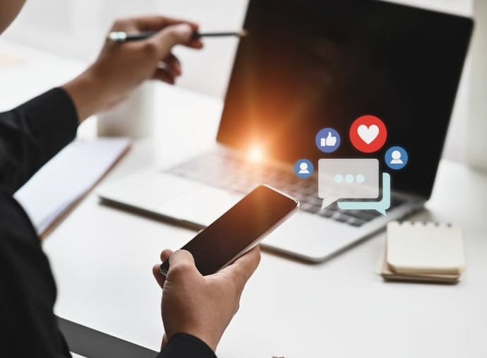 social media strategist