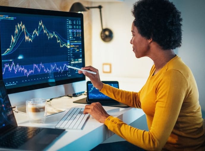 métier de media trader